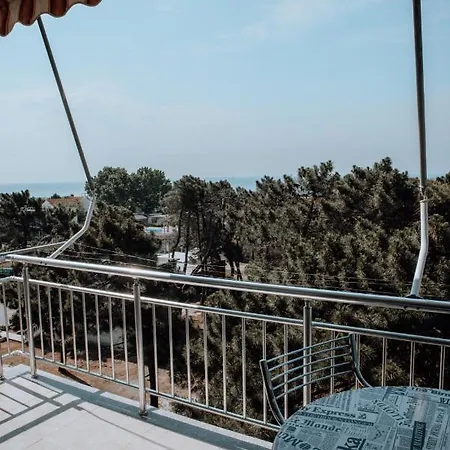 Hotel Perdja *