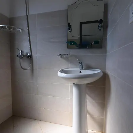 Perdja Hotel Velipojë